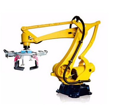 中国工业机器人行业创下新双高 国产品牌现双低
