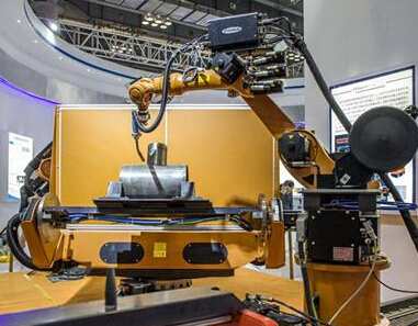 2018年中国工业机器人销量分析及预测：销量将突破14万台