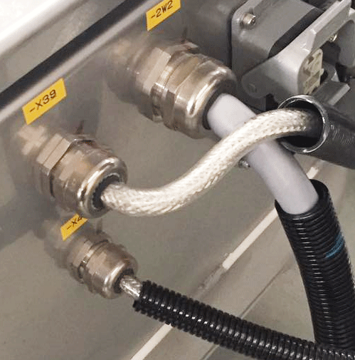 金属防水电缆接头如何防止退化？
