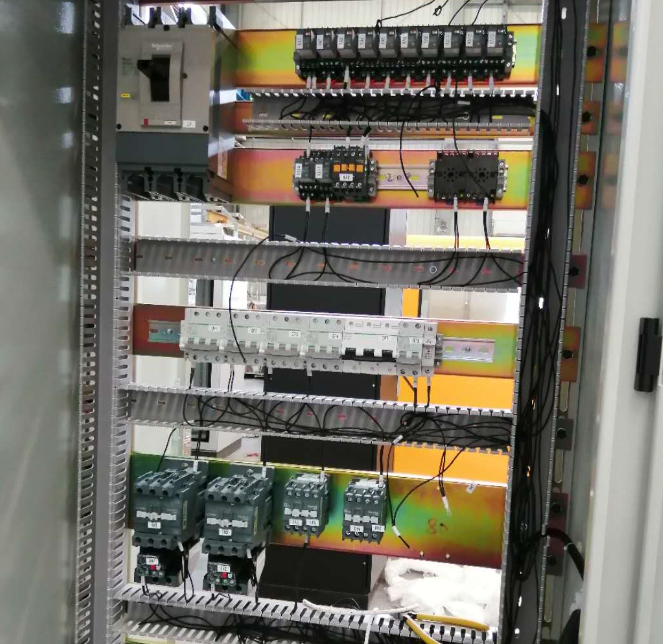 低压配电柜的主要组成部分和作用