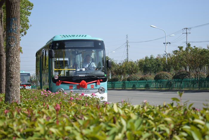 “绿色公交”驶入全国百强县，助力打造城乡公交一体化